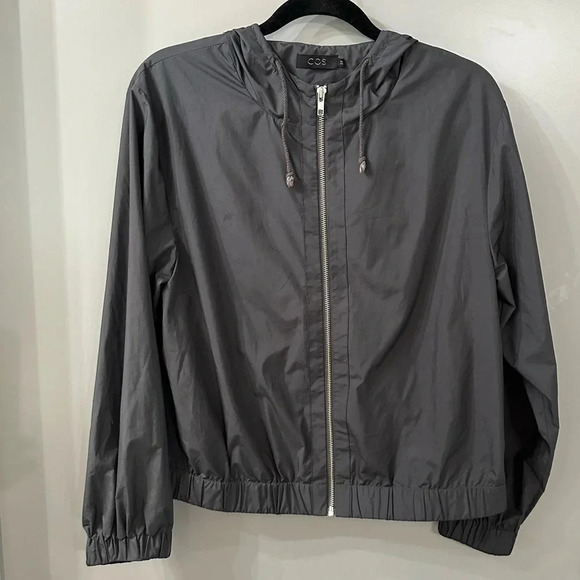 COS The Hooded Blouson Jacket Windbreaker in Black Size 38 US Medium - Picture 2 of 7